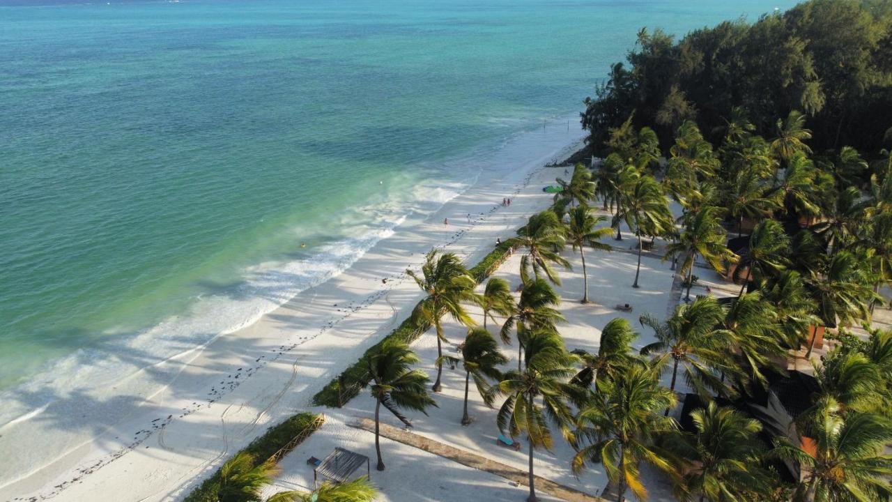 Vrclub Paje Palms Beach Resort Bagian luar foto