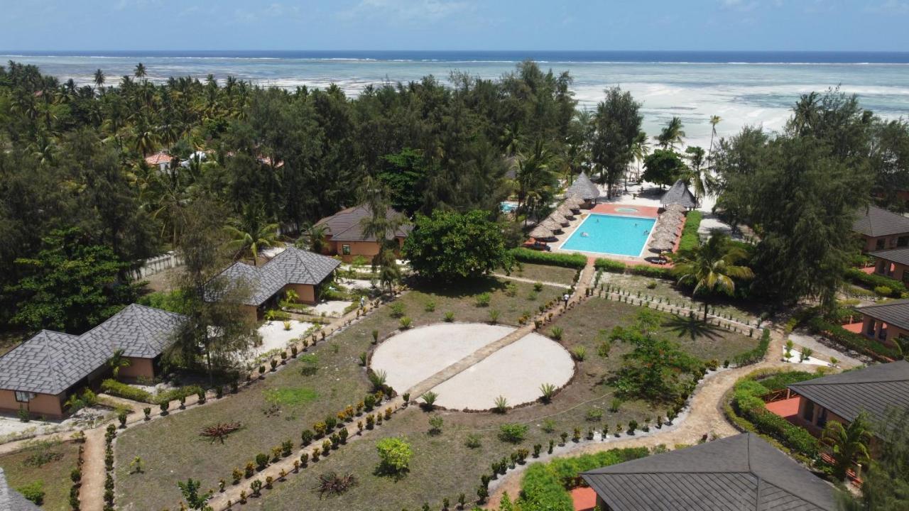 Vrclub Paje Palms Beach Resort Bagian luar foto