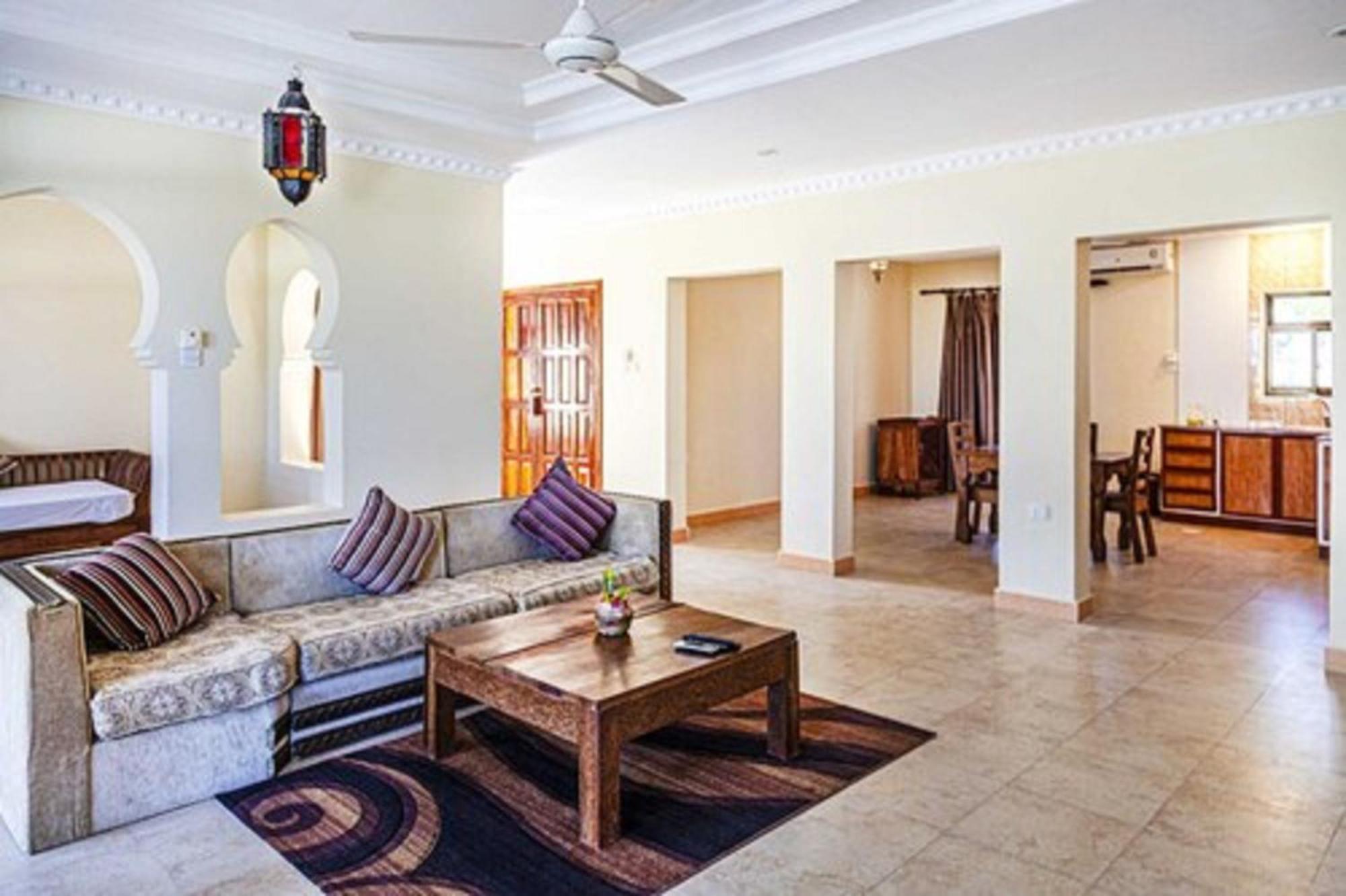 Vrclub Paje Palms Beach Resort Bagian luar foto