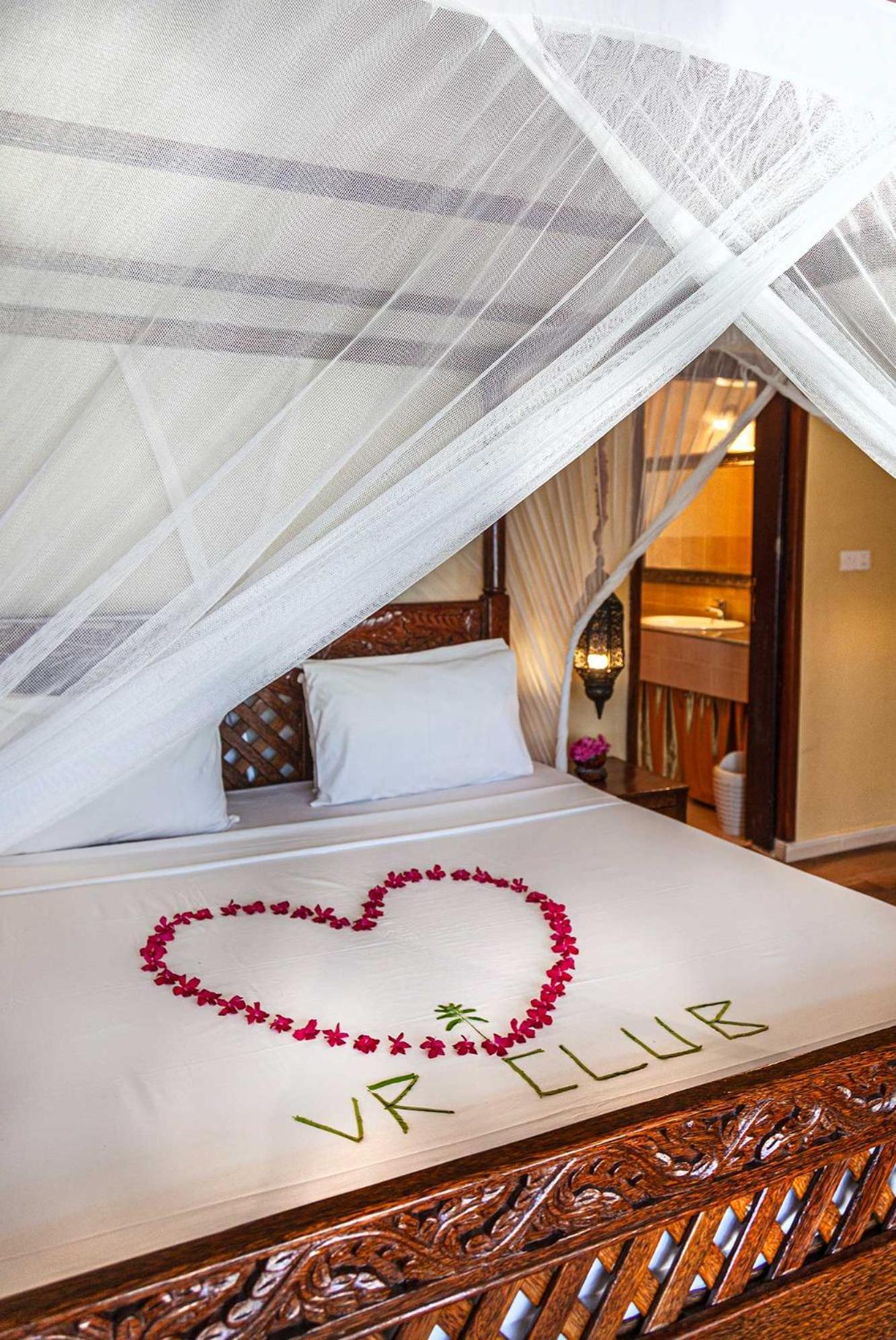 Vrclub Paje Palms Beach Resort Bagian luar foto