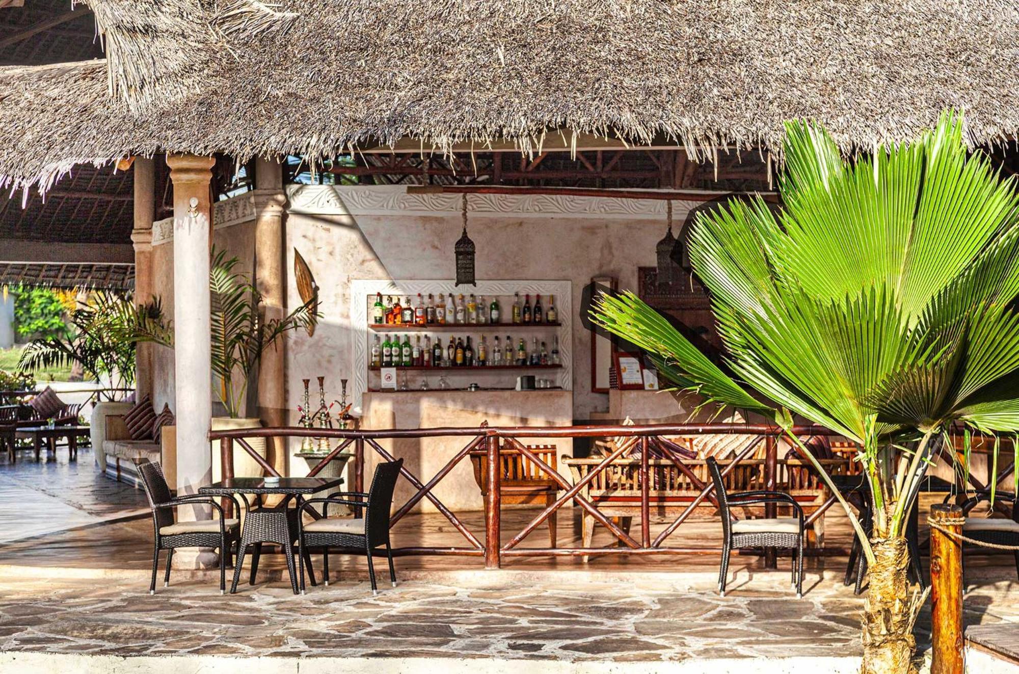 Vrclub Paje Palms Beach Resort Bagian luar foto