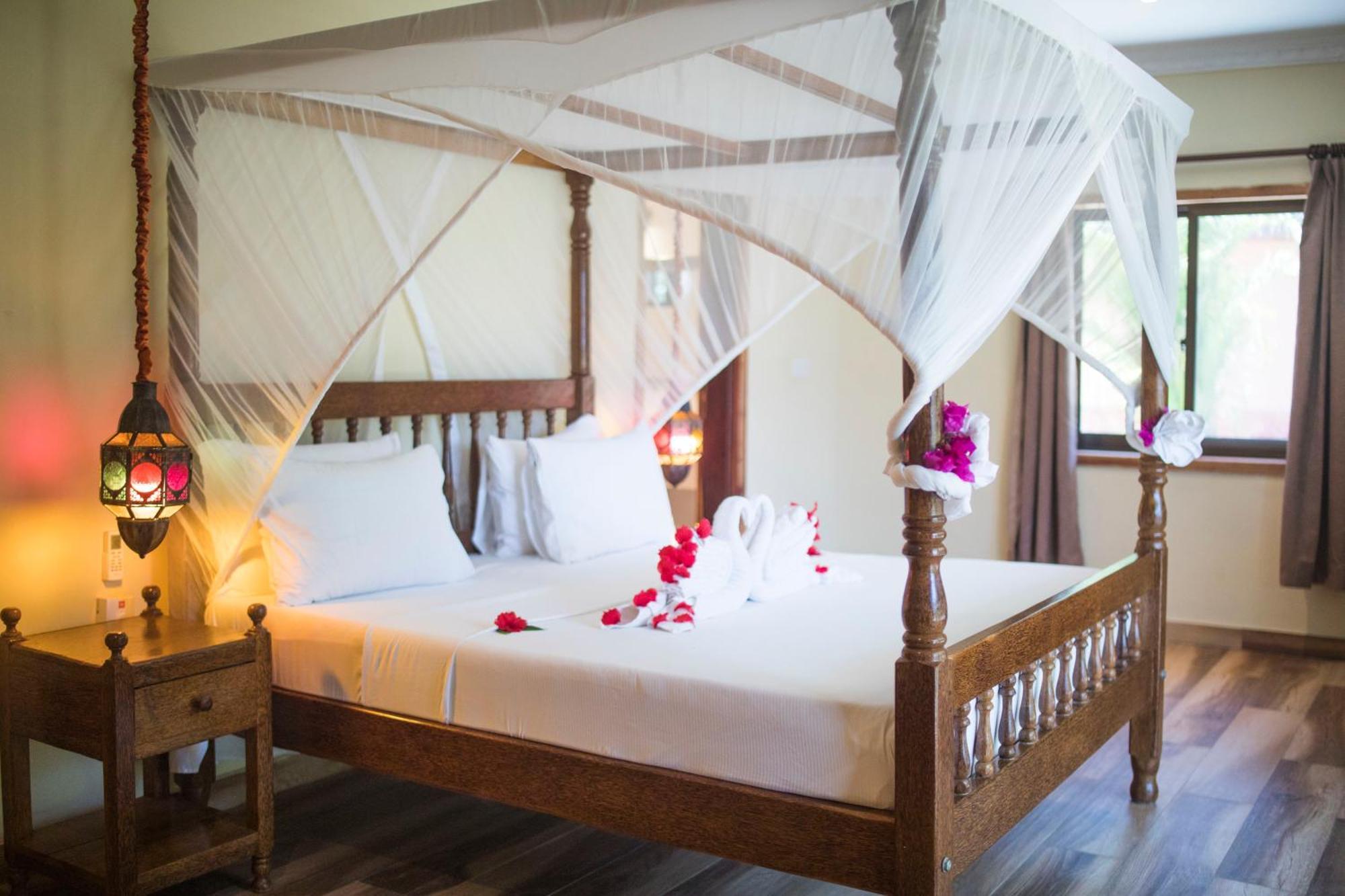 Vrclub Paje Palms Beach Resort Bagian luar foto