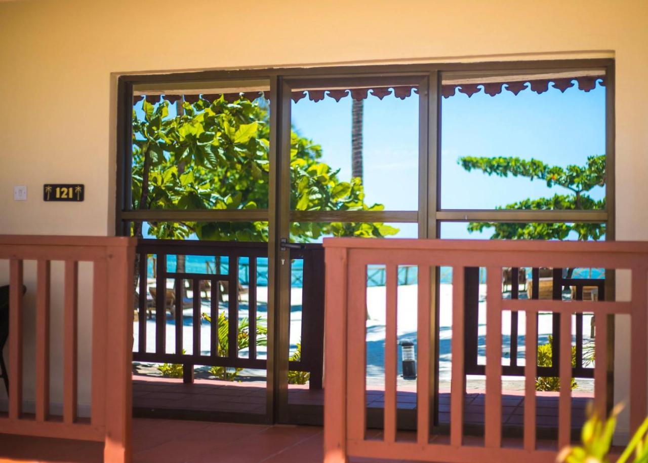 Vrclub Paje Palms Beach Resort Bagian luar foto